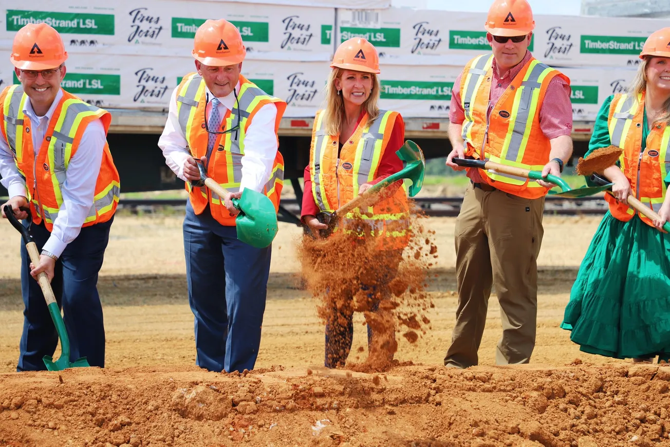 WEYERHAEUSER BUILDING LSL PLANT IN ARKANSAS