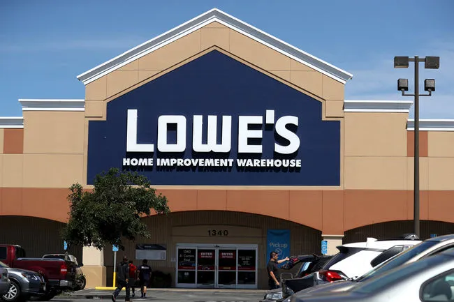 LOWE'S NAMES VENDOR PARTNERS OF THE YEAR