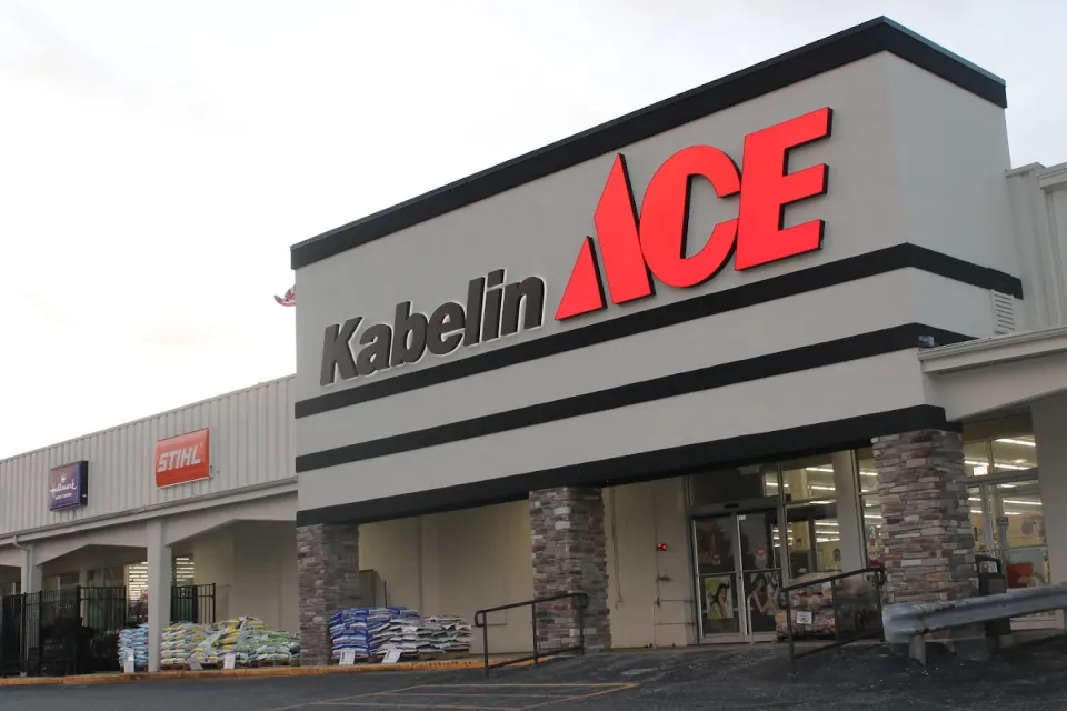 HOUCHENS BUYS INDIANA’S KABELIN ACES